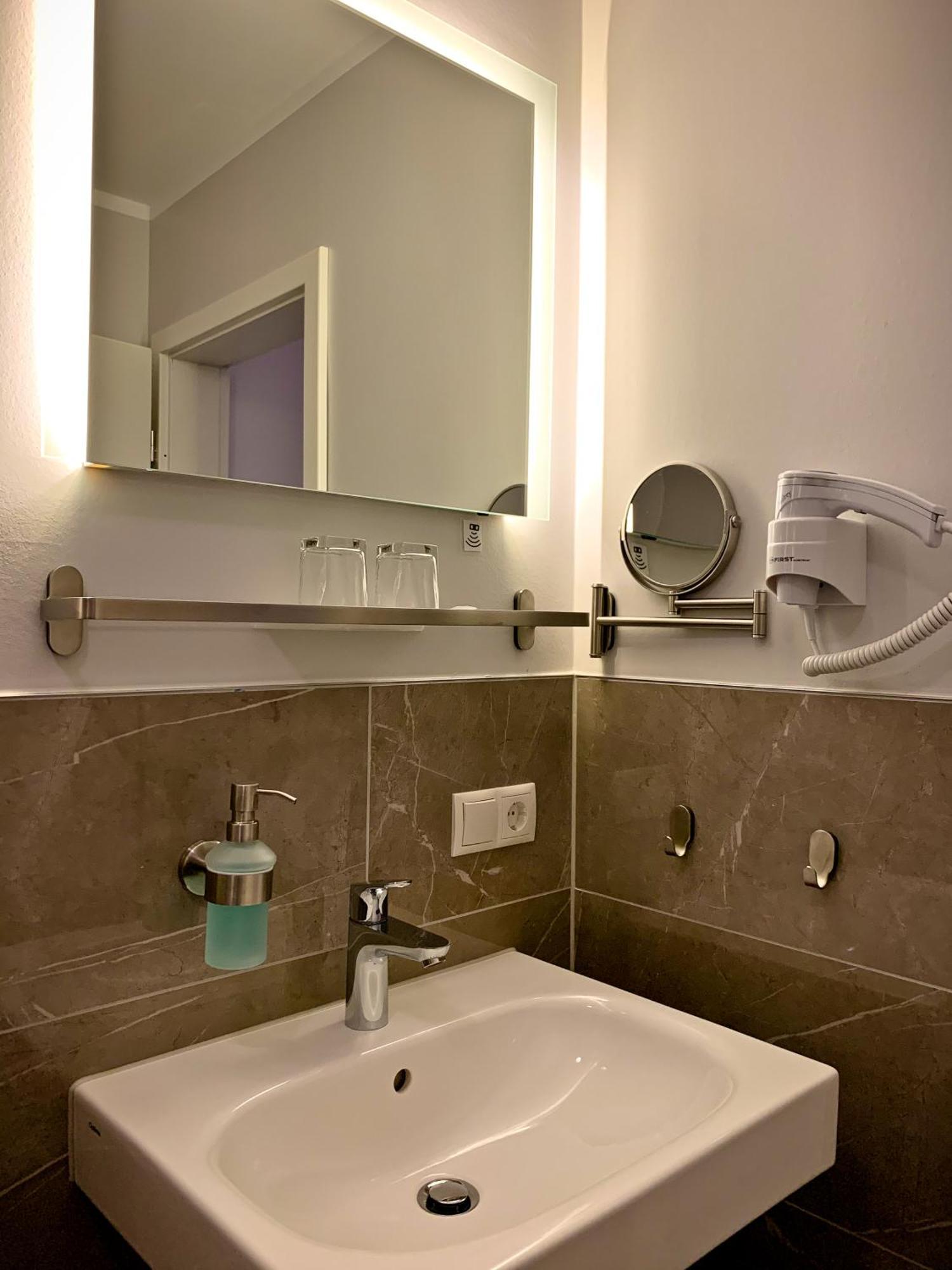 Triple A³ Aparthotel Marktheidenfeld Kültér fotó